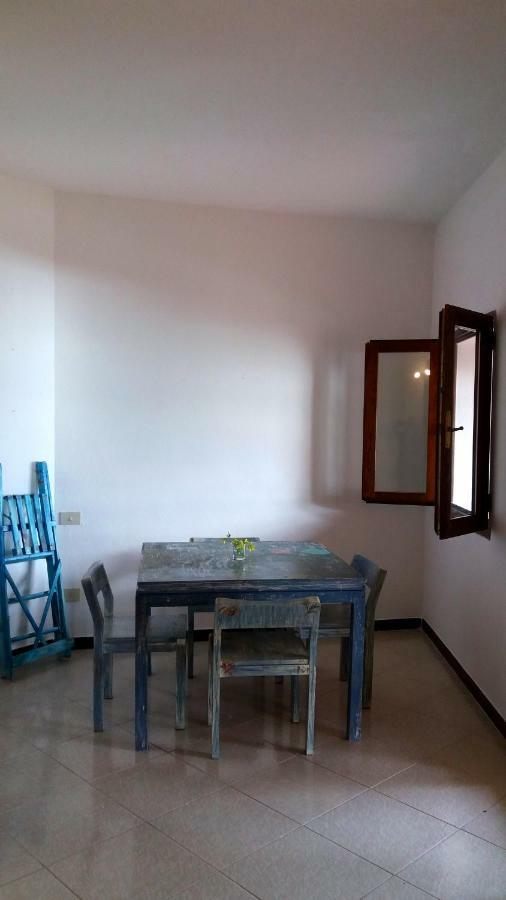 Appartamento Fronte Mare Santa Teresa Gallura Exterior photo