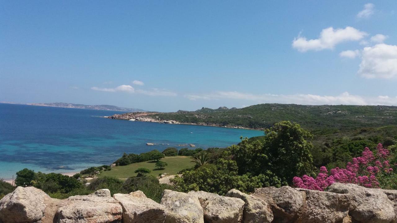 Appartamento Fronte Mare Santa Teresa Gallura Exterior photo